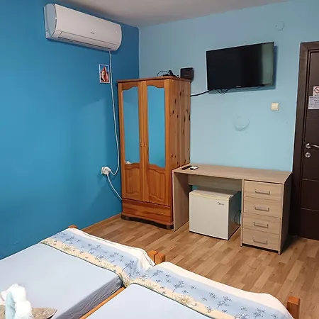 Homestay More