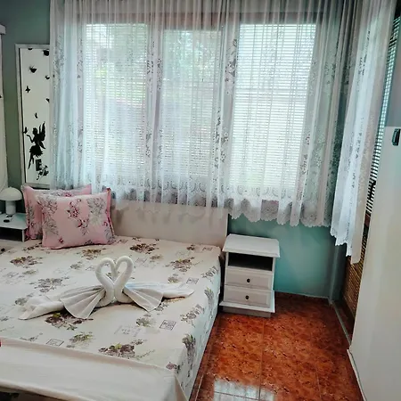 Alloggio in famiglia Rooms More *