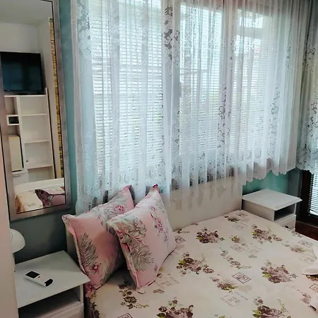 民宿 Rooms More *